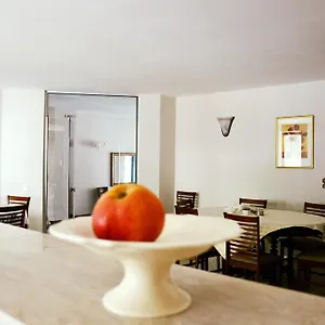 argo-palace.alltbilisihotels.com/