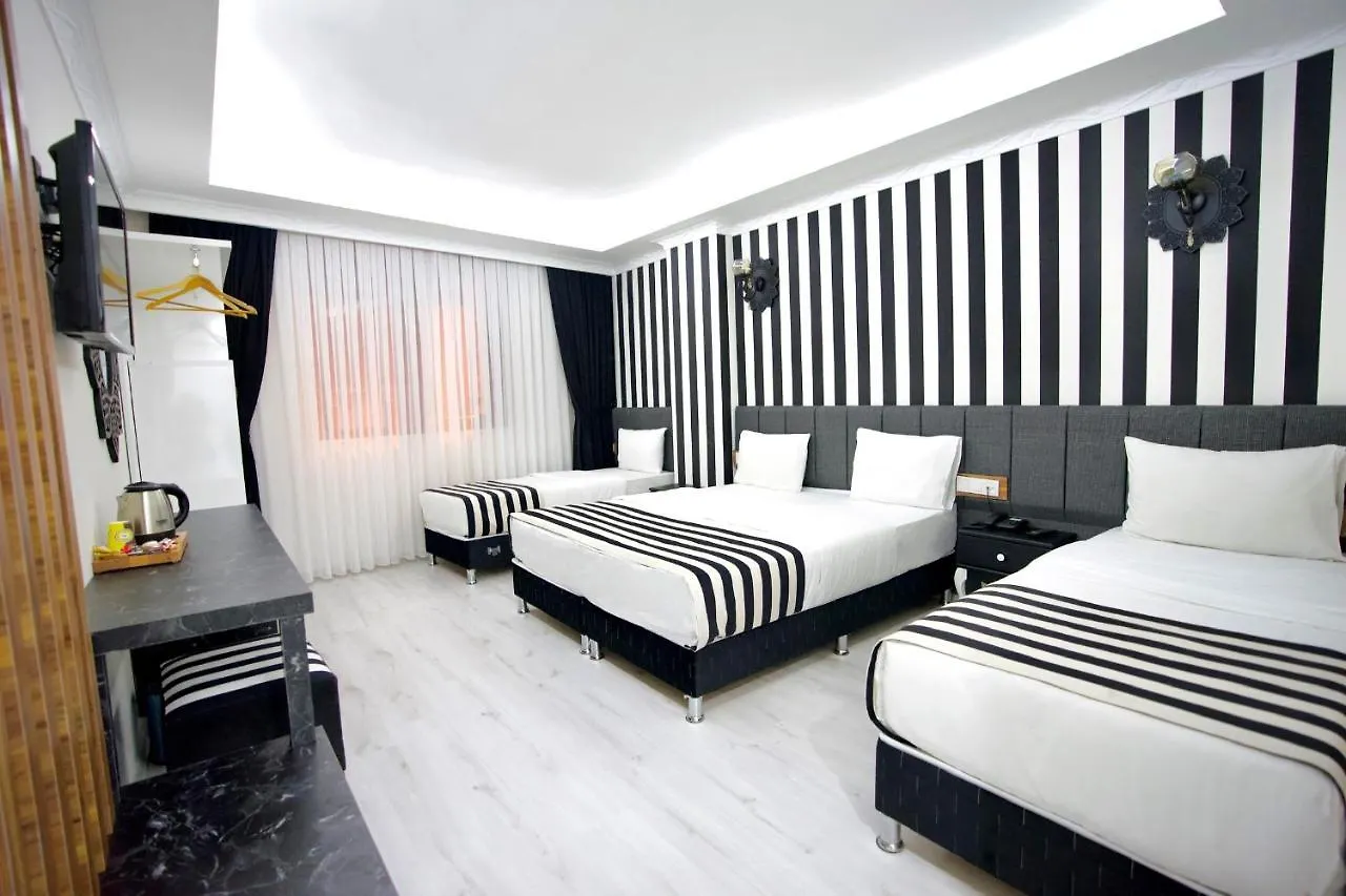 *** فندق مبيت وإفطار اسطنبول Cnr Inci Hotel تركيا
