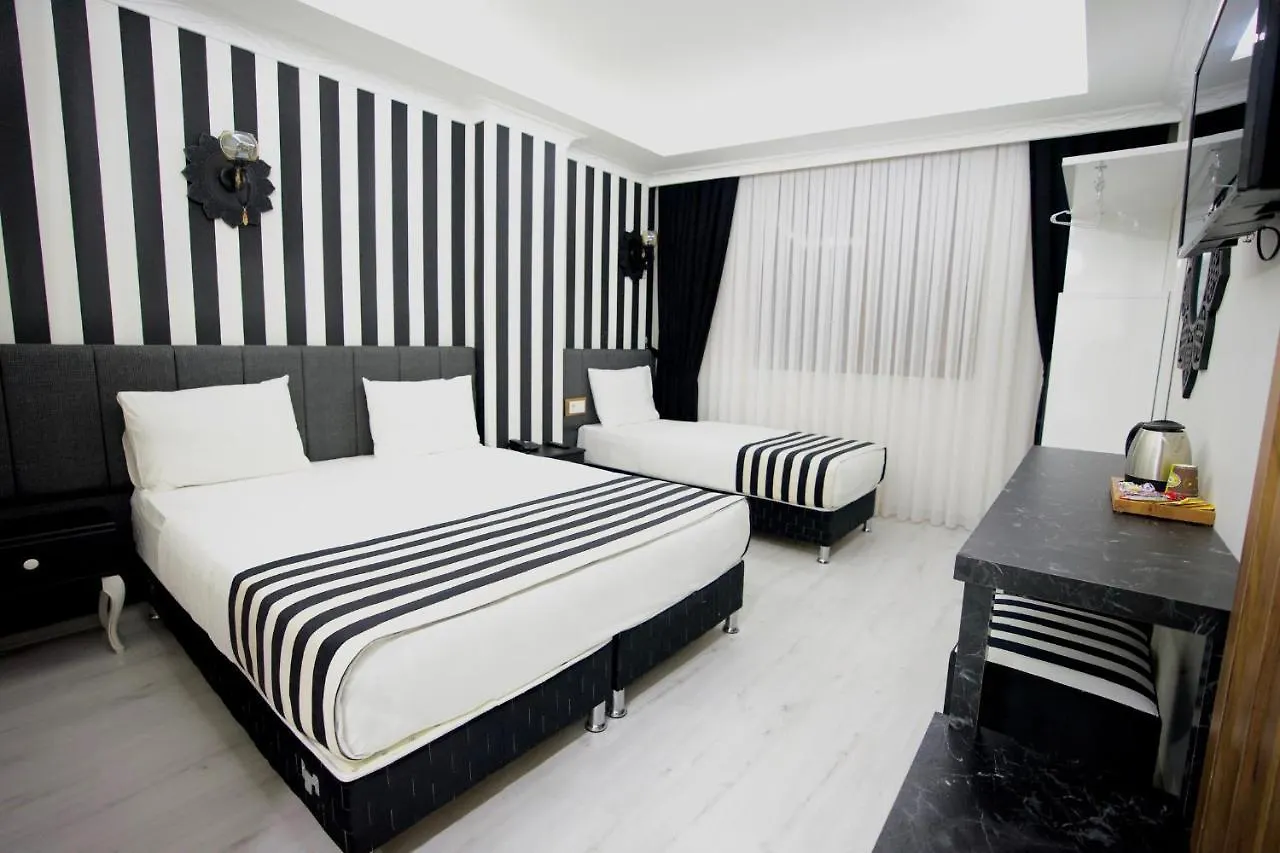 فندق مبيت وإفطار اسطنبول Cnr Inci Hotel